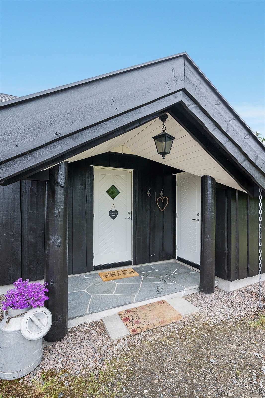 Overbygget inngangsparti Galleribilde