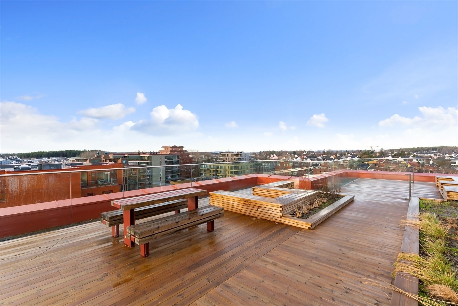 Magasinhagen har en stor felles takterrasse. Galleribilde