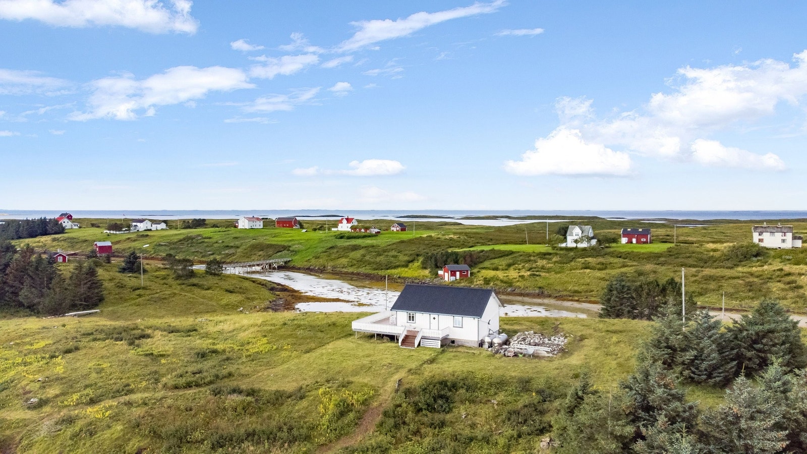 Godt med plass mellom bebyggelse Galleribilde