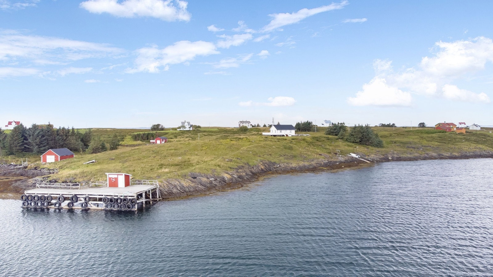 Hurtigbåtkaia og hytta Galleribilde