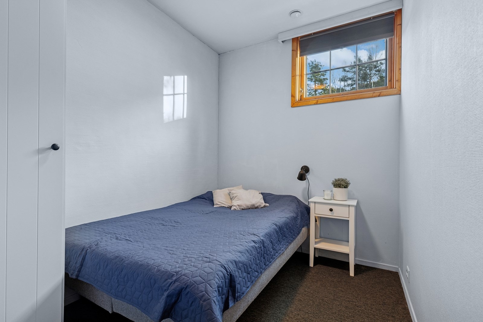 Soverommene er malt i harmoniske og delikate farger. Galleribilde