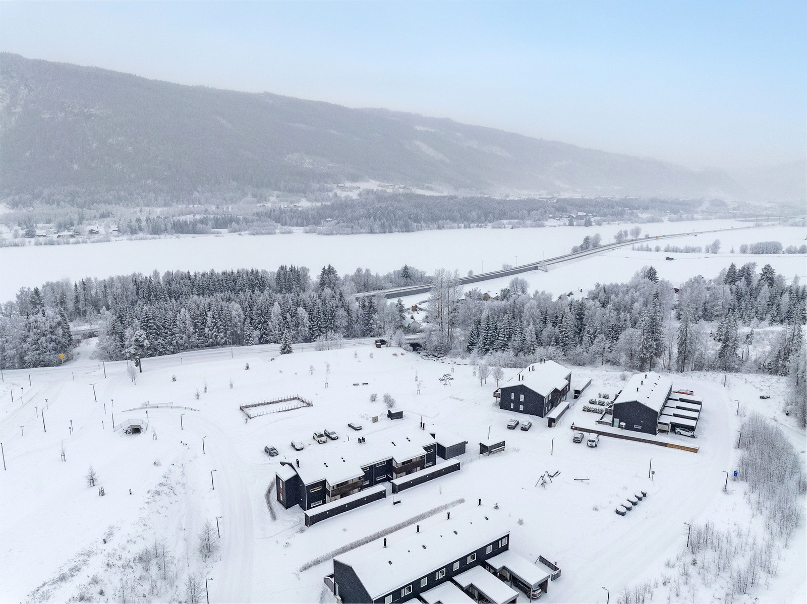 Leiligheten ligger i et nyere boligfelt litt nord for sentrum Galleribilde