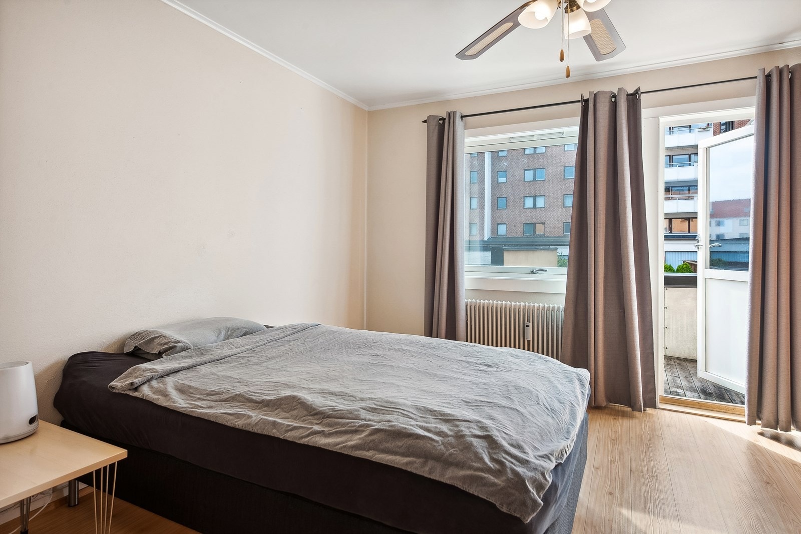 Soverommet er av god størrelse der man kan møblere etter eget ønske. Galleribilde