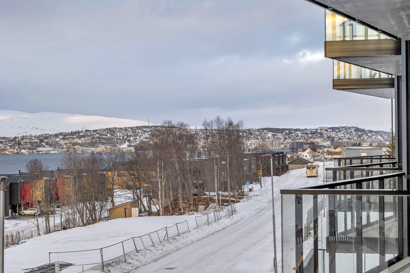 Utsikt mot Tromsøya. Galleribilde