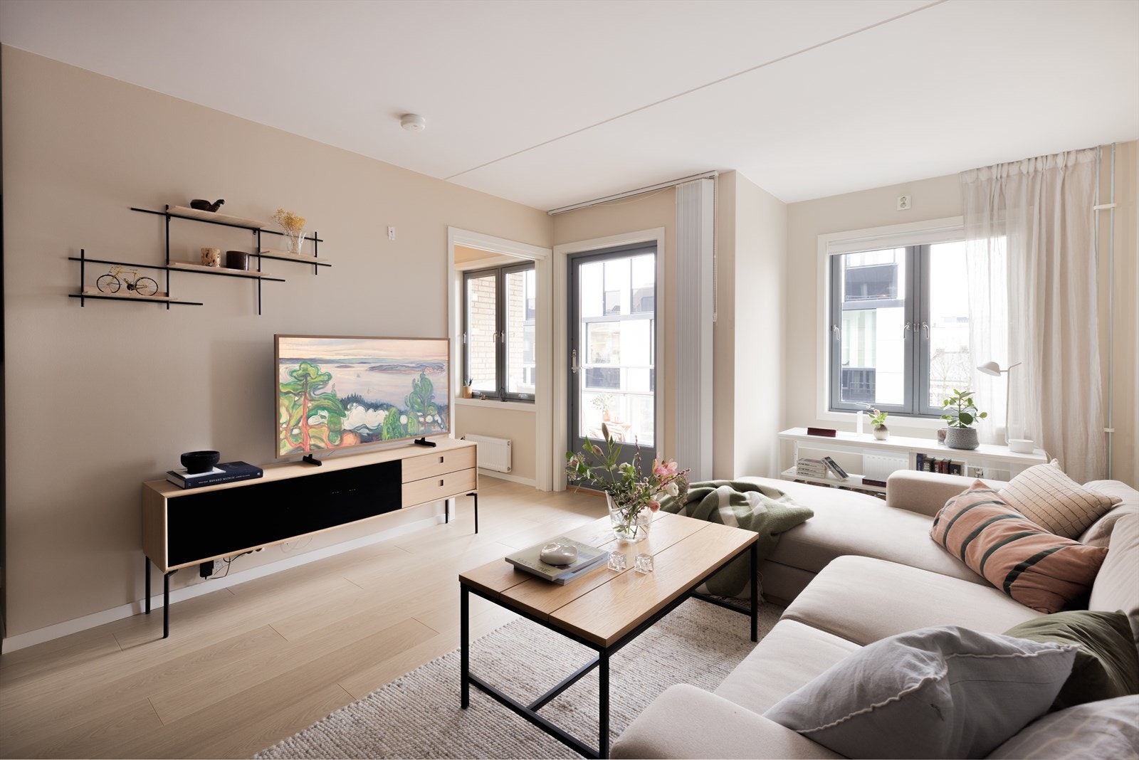 Torbjørn Skjelde v/Nordvik Majorstuen har gleden av å presentere Herslebs gate 17B. Galleribilde