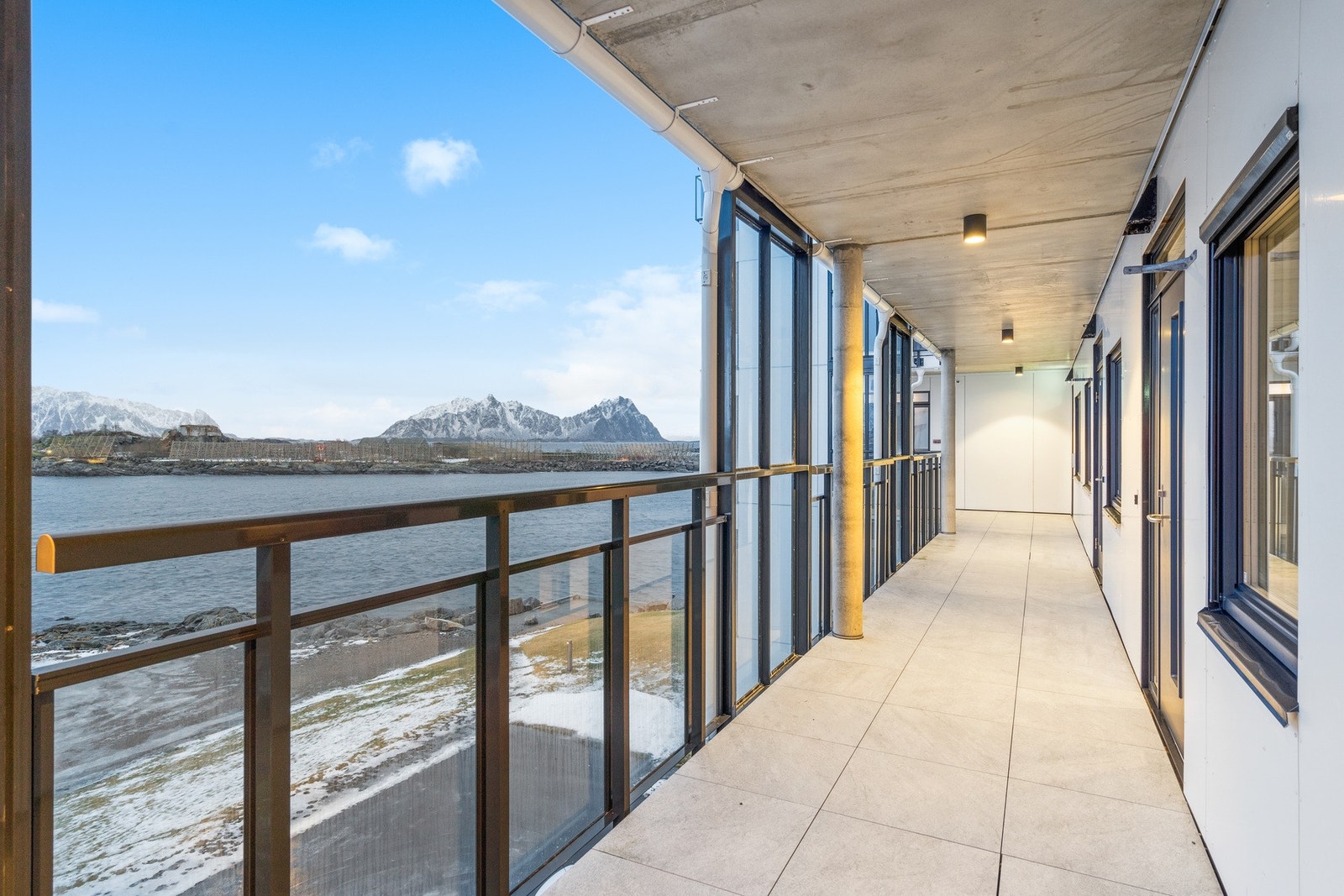 Svalgangen. Galleribilde