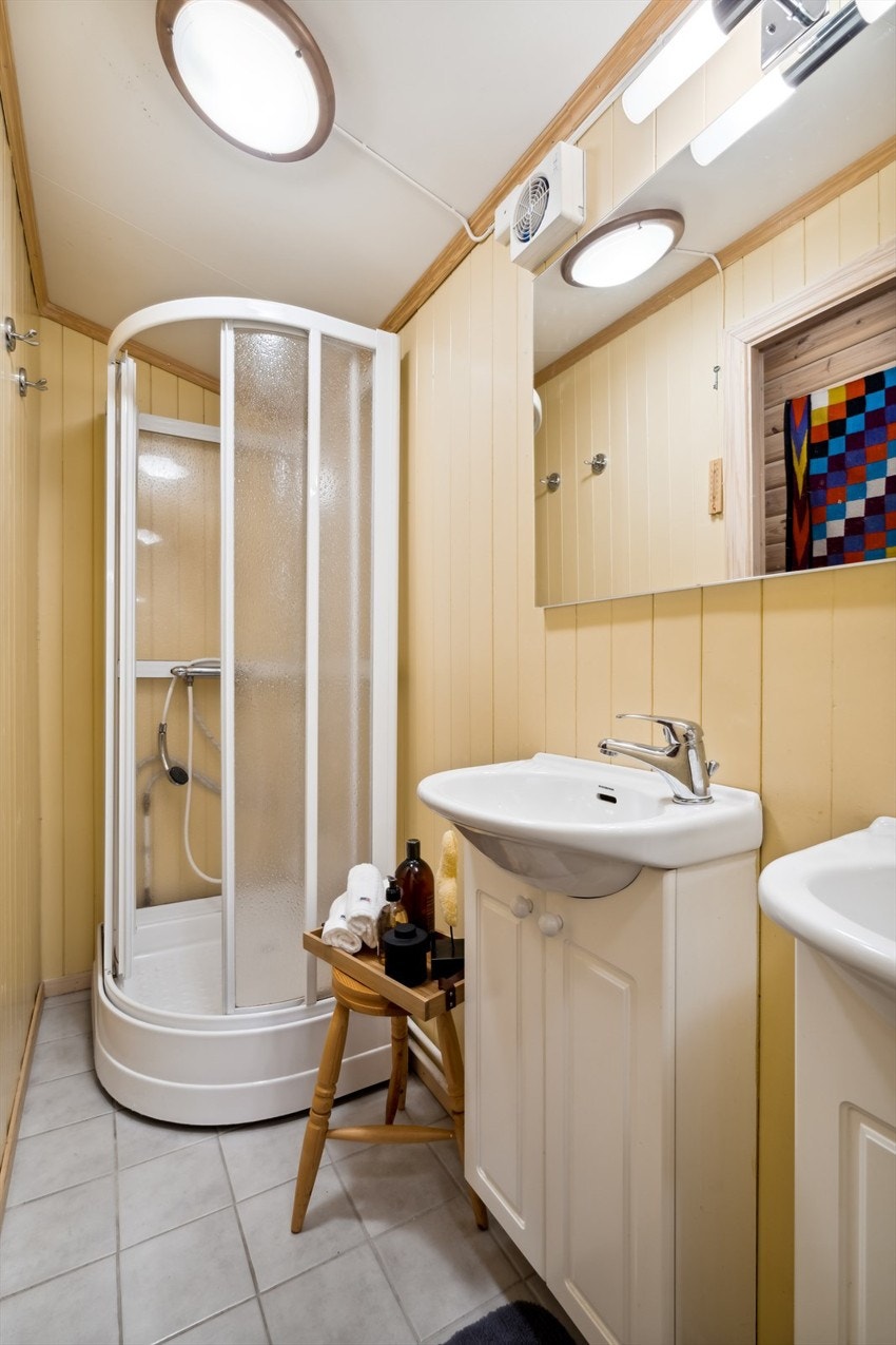 Bad med badstue. Galleribilde