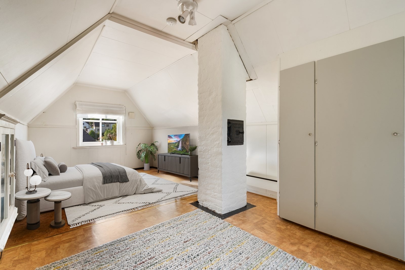 Soverom 3 i loftsetasjen (Digitalt møblert) Galleribilde