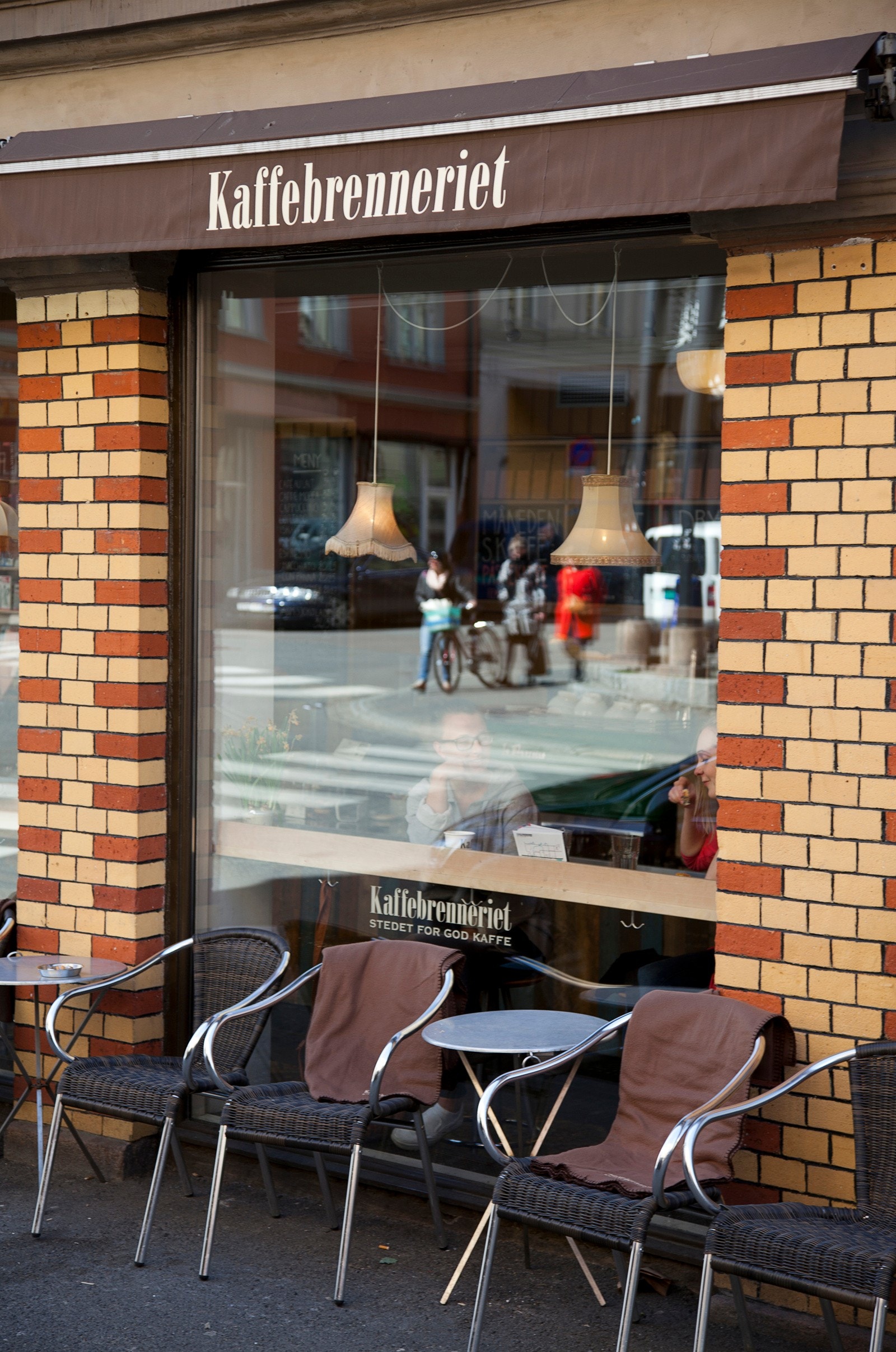 Kaffebrenneriet på hjørnet av Birkelunden er et populært møtested for de lokale Galleribilde