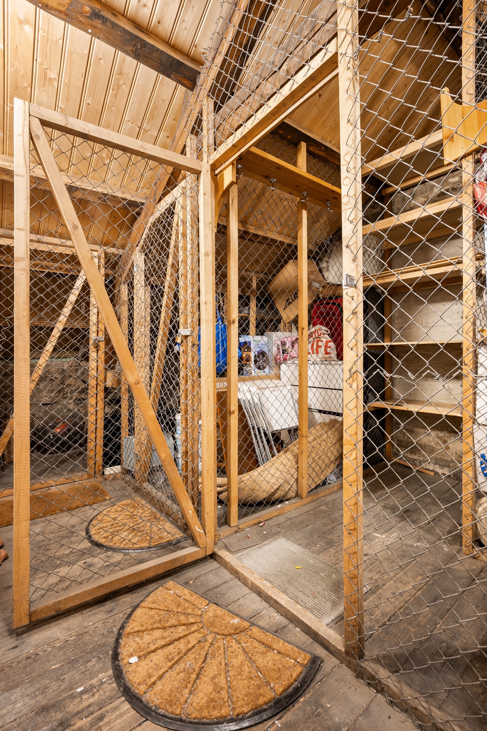 Det følger med bod på loftet Galleribilde