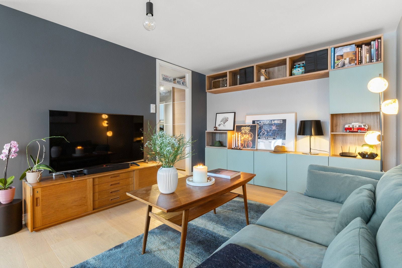 Takhøyden er målt til 2,45 meter. Galleribilde