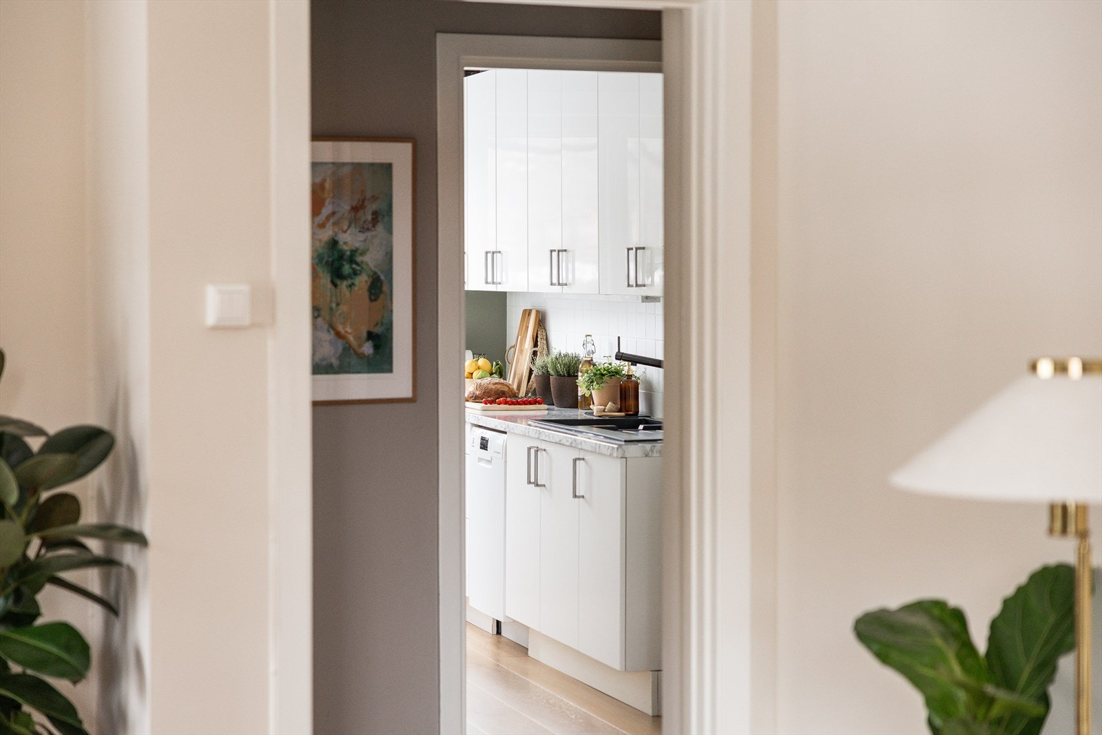 Leiligheten har separat kjøkken! Galleribilde