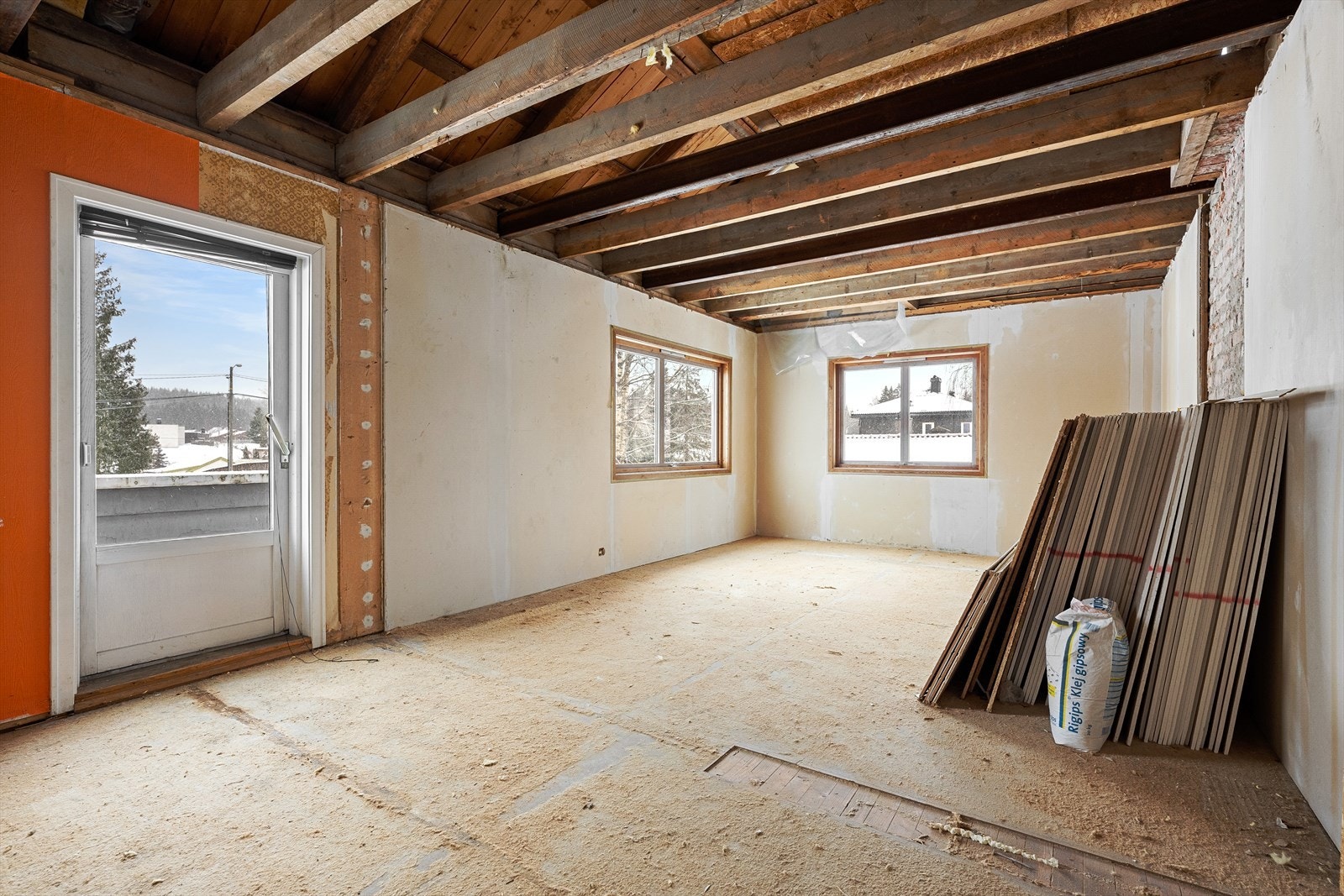 Stue i 2. etasje, med utgang til balkong. Galleribilde