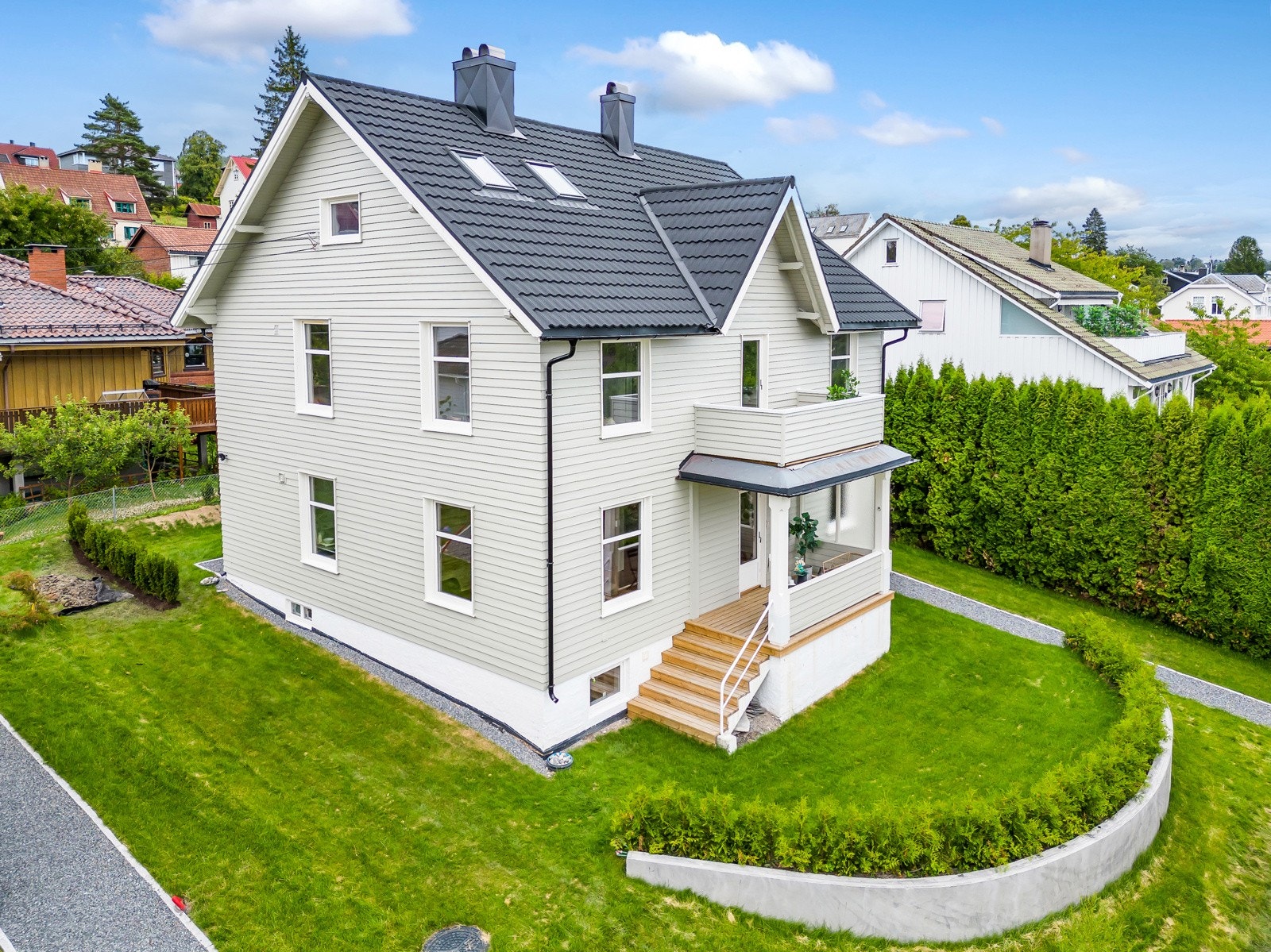 Velkommen til Bråtenalléen 29A, ta kontakt med Petter Løsåmoen Galleribilde