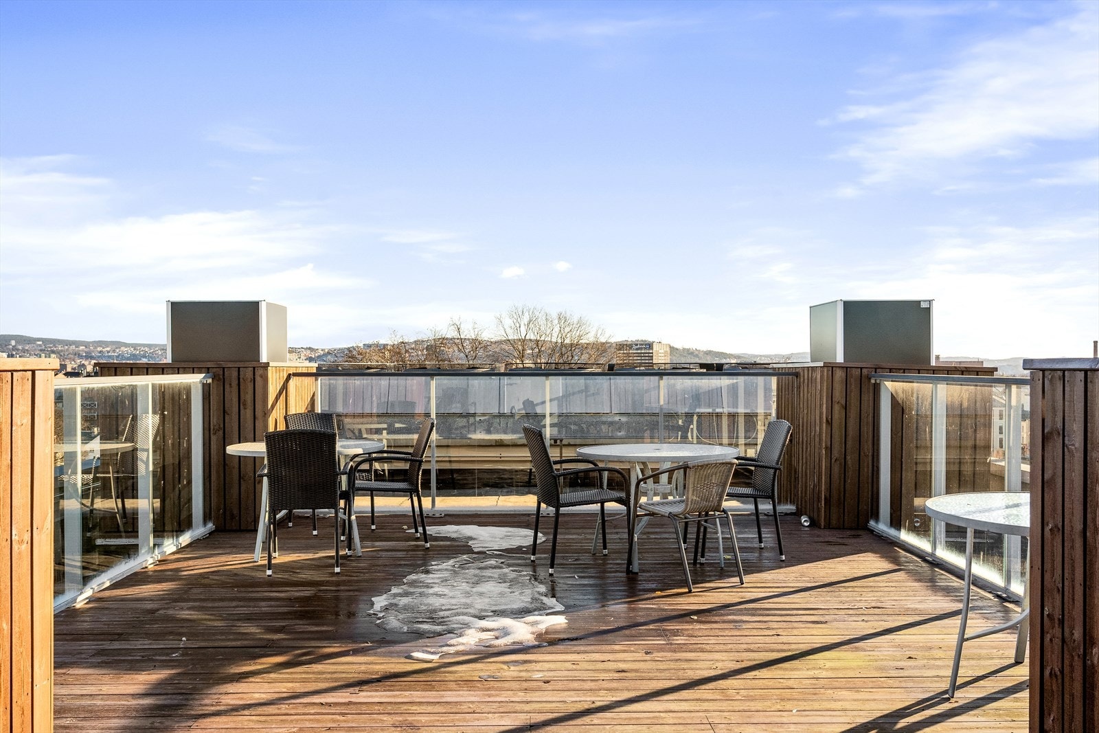 Sameiet har en nydelig felles takterrasse som kan benyttes av beboerne Galleribilde