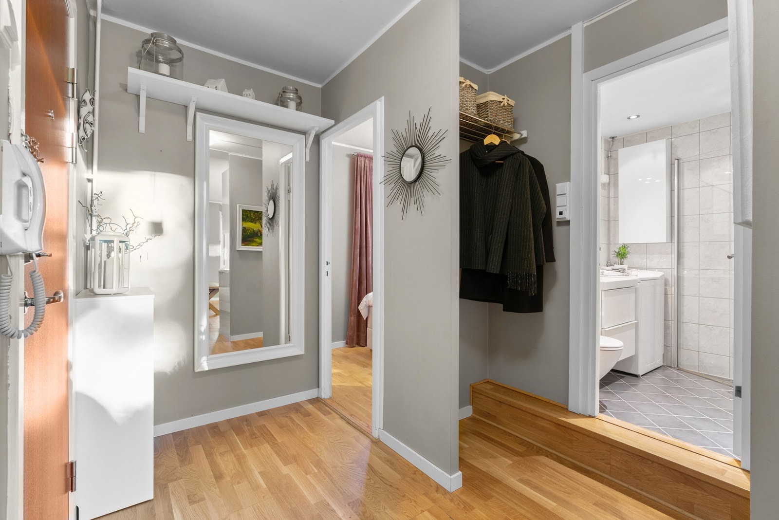 Via gangen tar vi turen videre inn på badet. Galleribilde