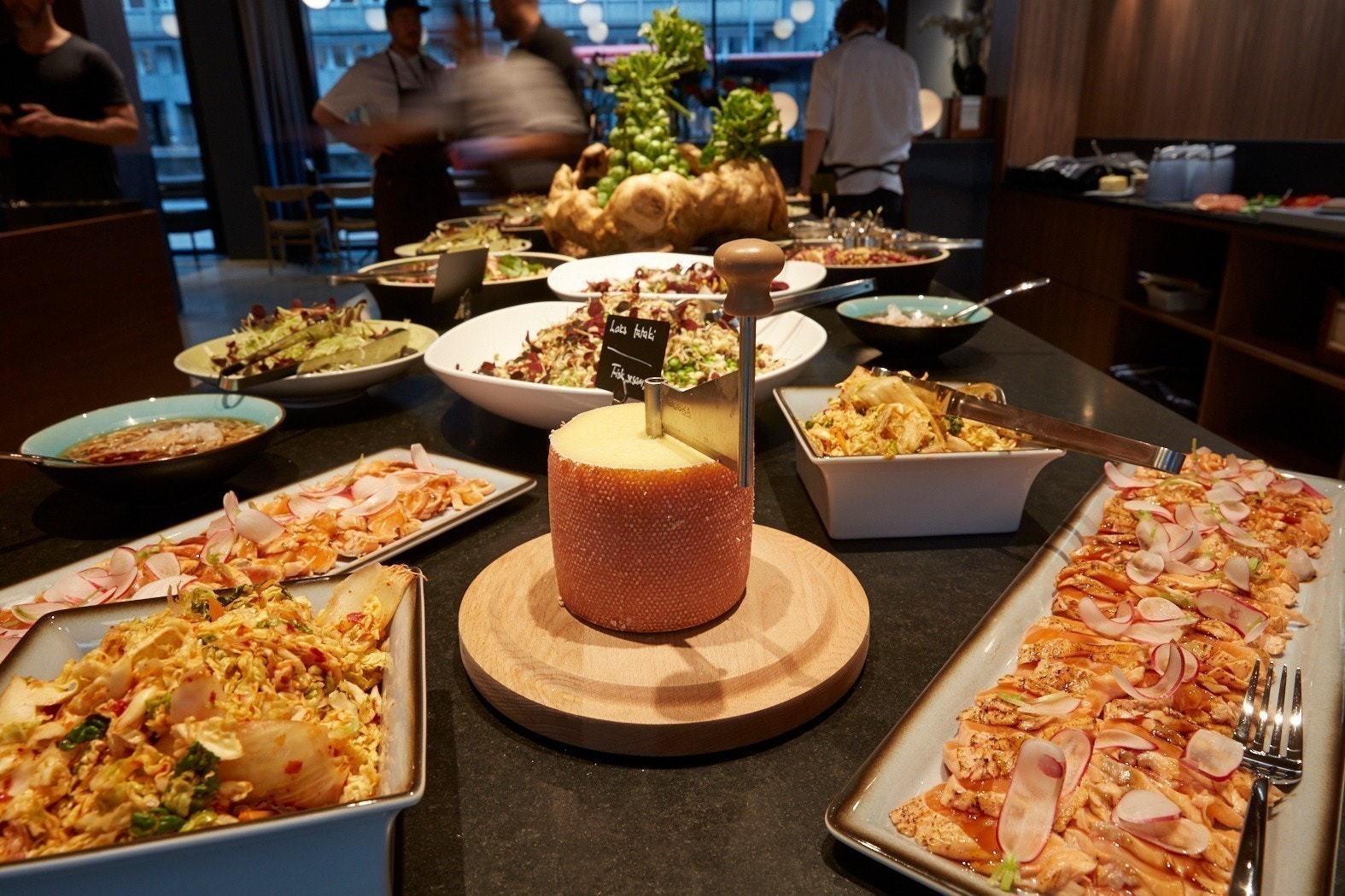 Innbydende lunsj i Restaurant Haakon Galleribilde