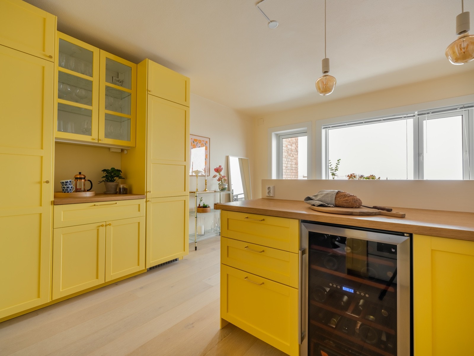 Leiligheten har fått en rekke oppgraderinger gjennom årene, som både er gjennomtenkt og gjennomført. Galleribilde