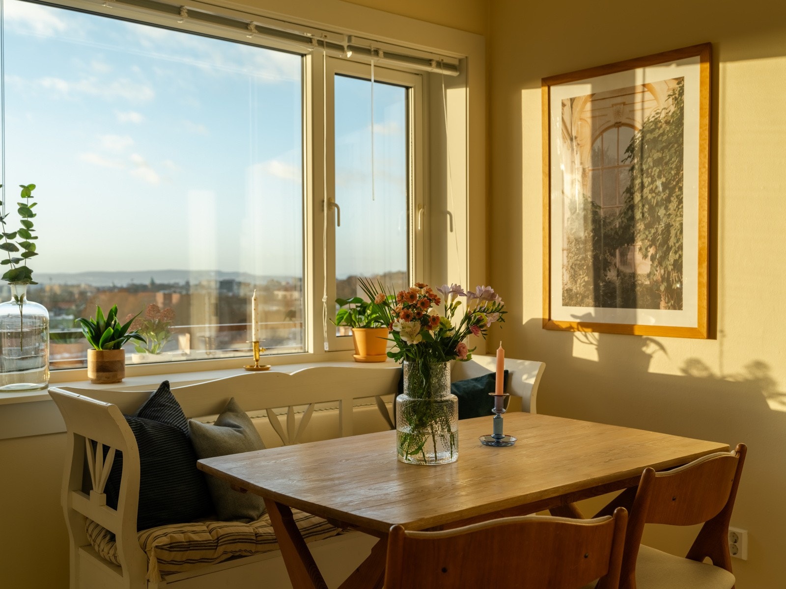 Vi må jo også nevne lysinnslippet her som er helt magisk. Galleribilde