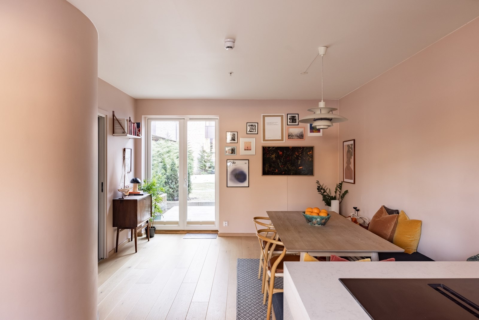 Felleskostnadene inkluderer fyring, TV og bredbånd Galleribilde