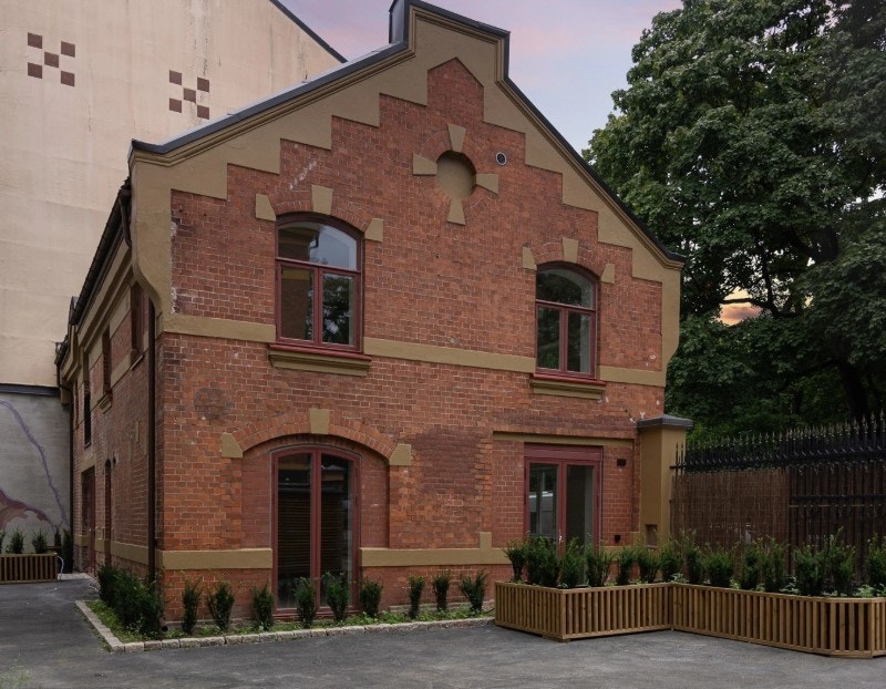 Stallbygning omgjort til boliger i 2021. Galleribilde