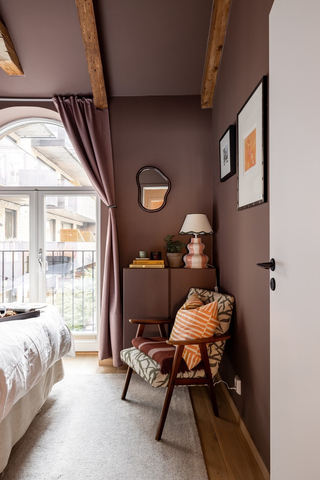 Her har du totalt tre romslige soverom Galleribilde