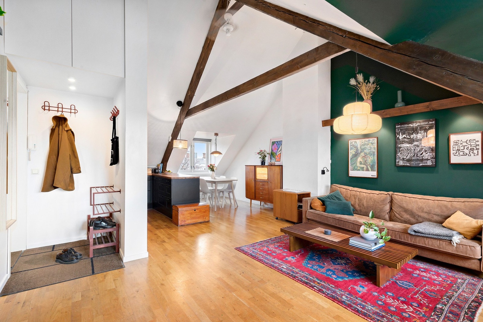 Over inngangen har du også et praktisk lagringsrom Galleribilde