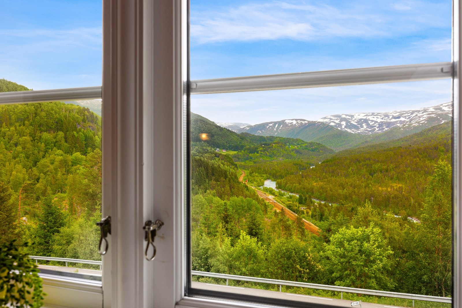 Utsikt fra loftstuen. Galleribilde