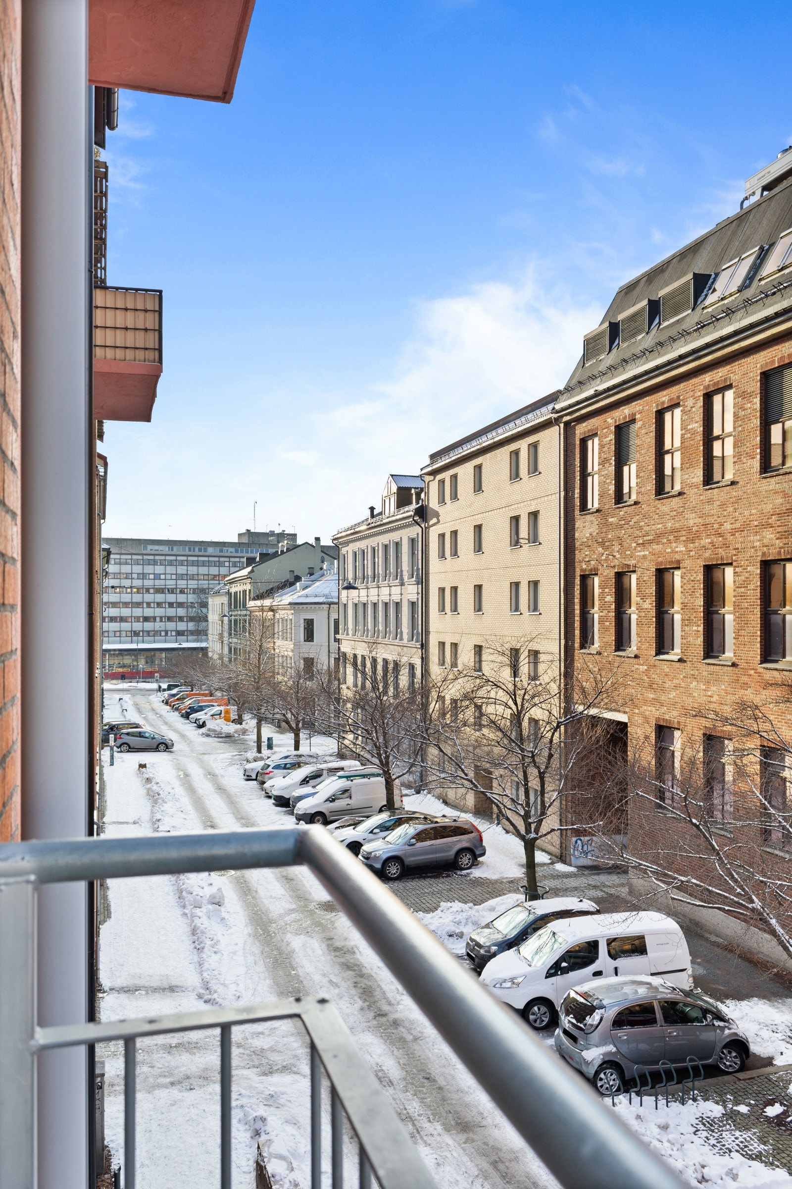 Vender mot rolig gate (Sigurds gate) Galleribilde