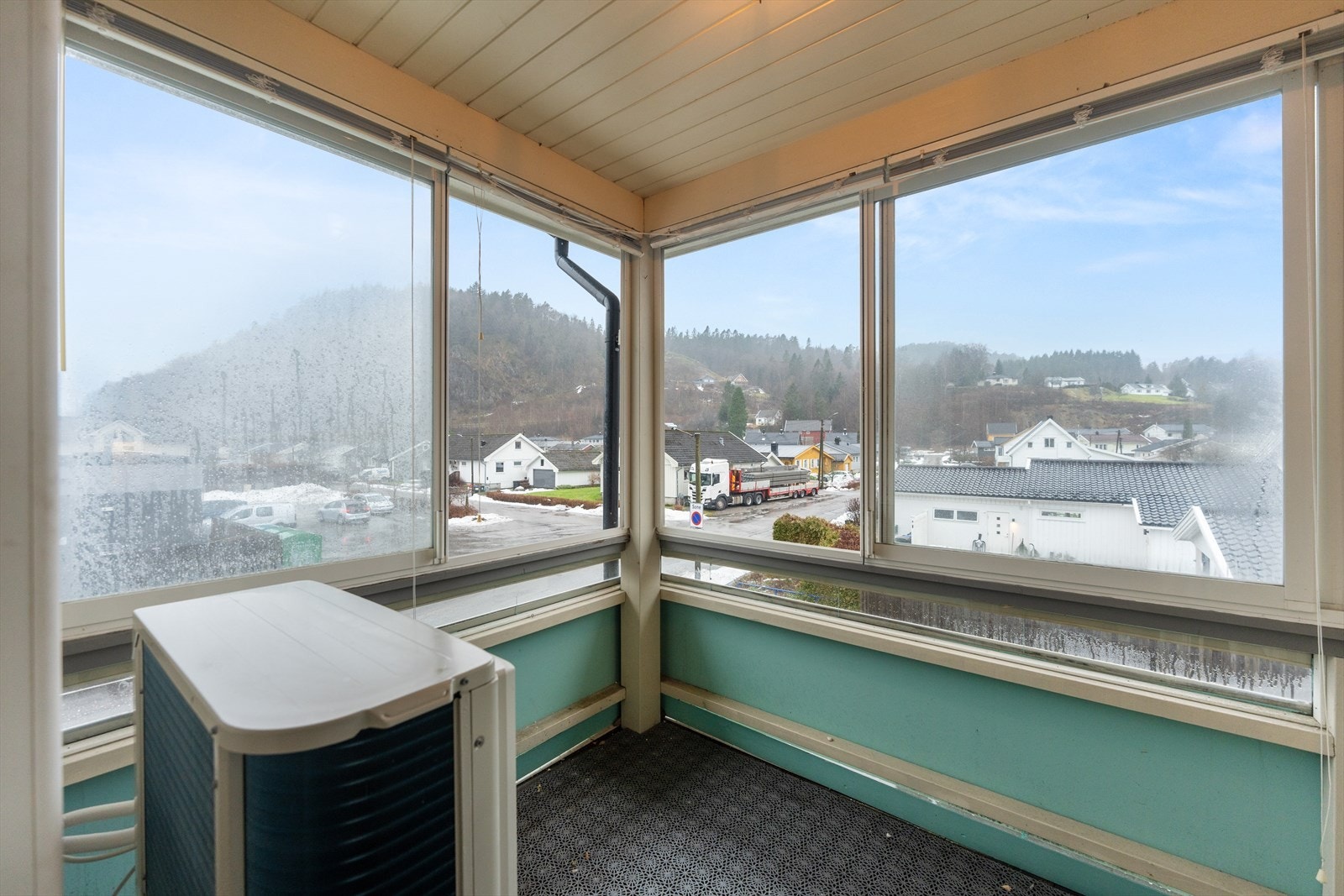 Innglasset balkong Galleribilde