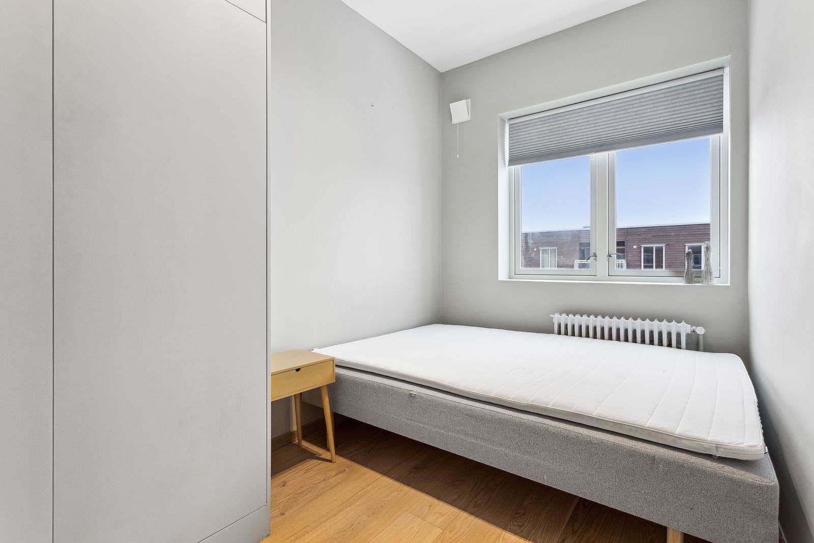Lieligheten har totalt 2 soverom - Begge med plass til dobbeltseng og garderobeskap Galleribilde