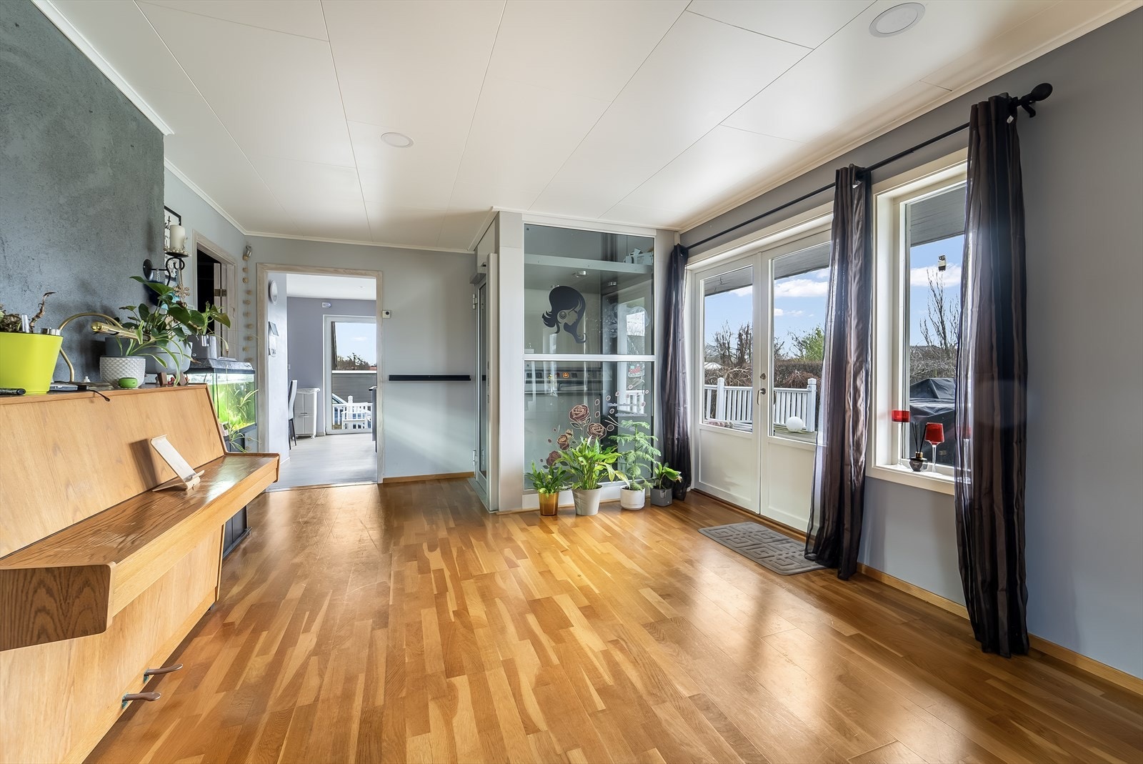 Stue med heis Galleribilde