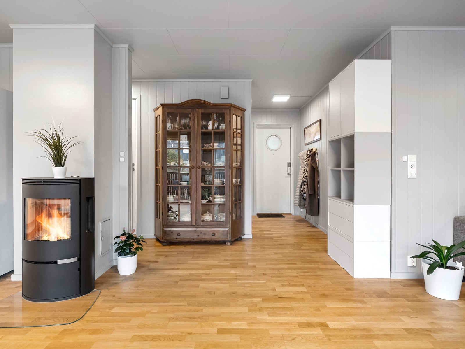 Soverommene og badet er samlet omkring gangen innenfor den sosiale sonen. Galleribilde