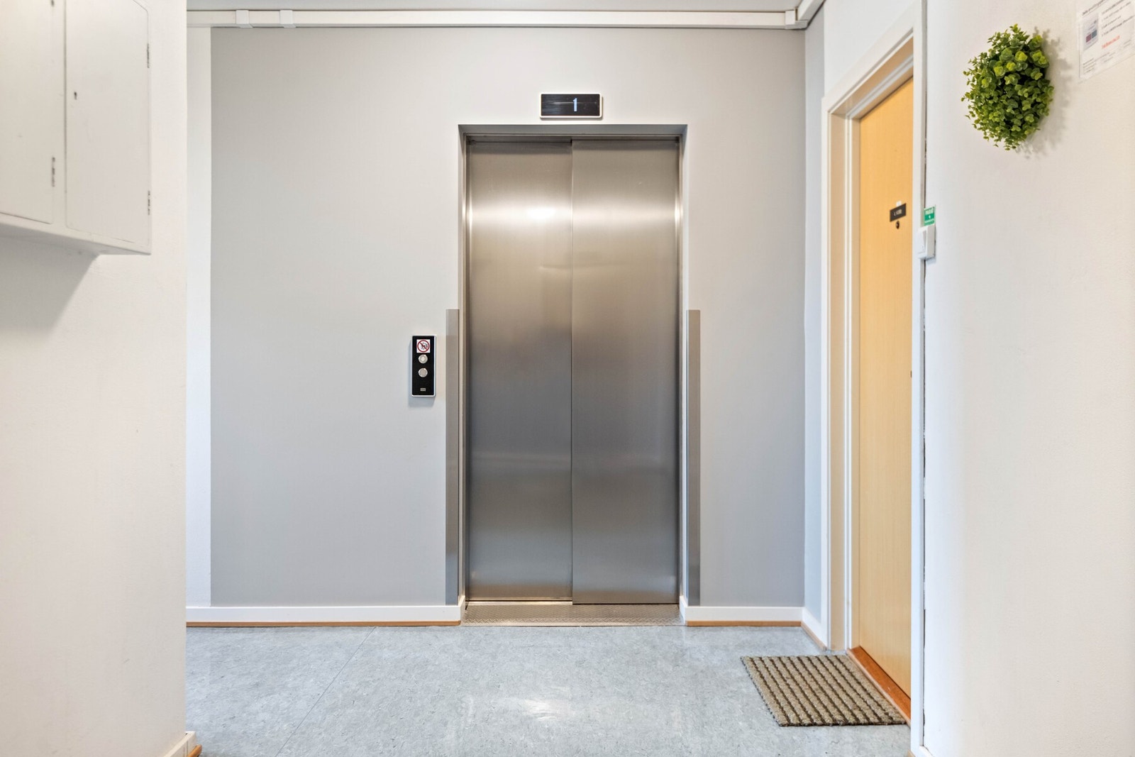 Det er heis i bygget Galleribilde
