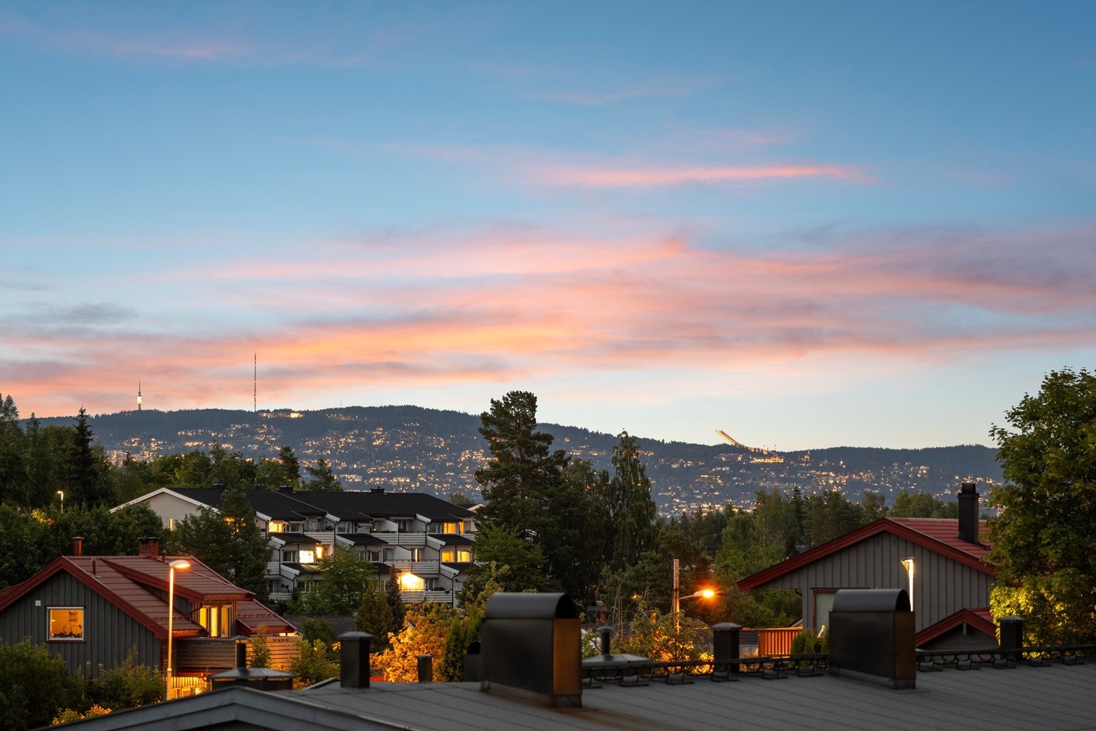 Utsikt fra hovedsoverom i 1. etasje Galleribilde