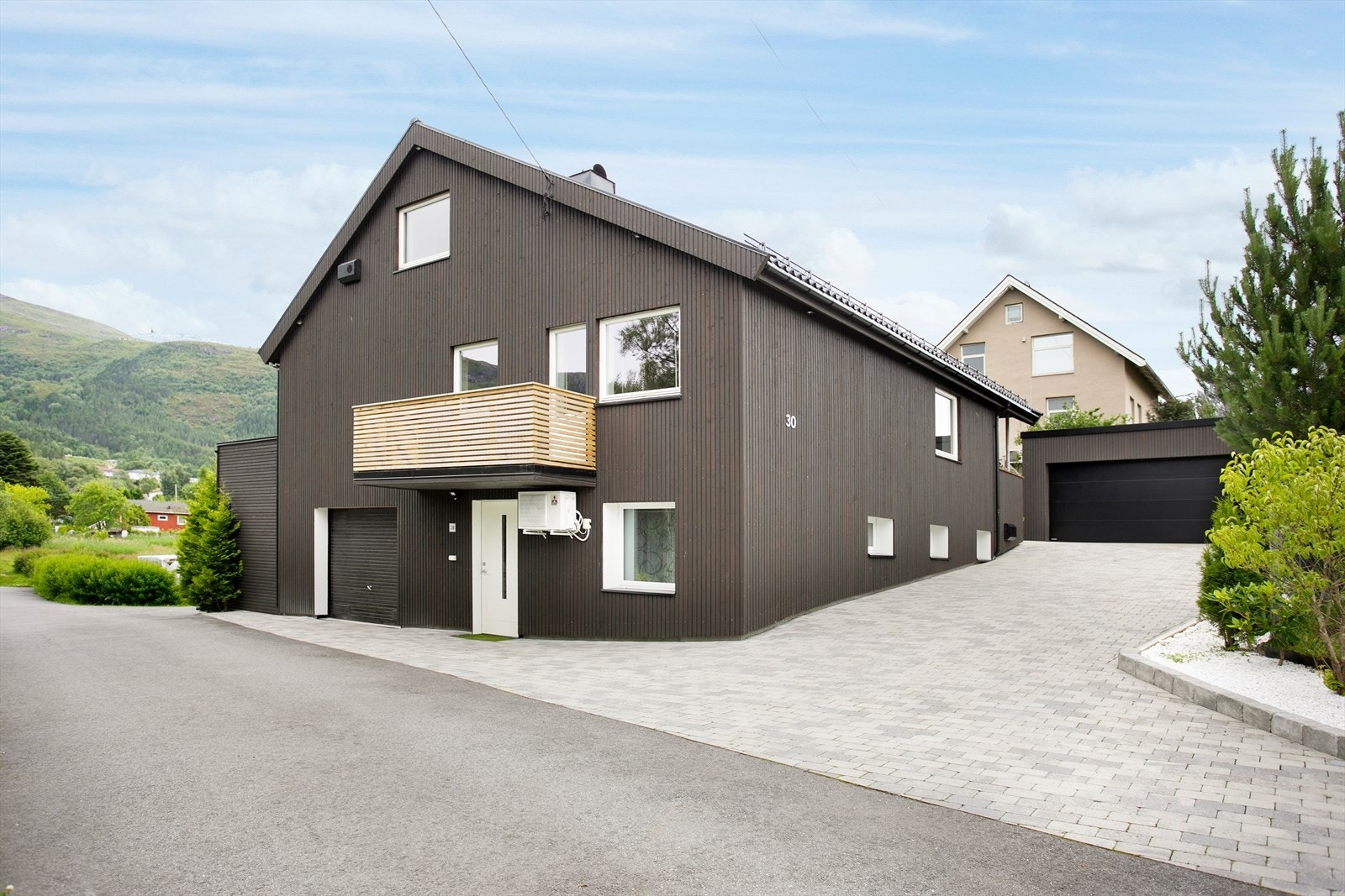 Velkommen til Sloghaugvegen 30 Galleribilde