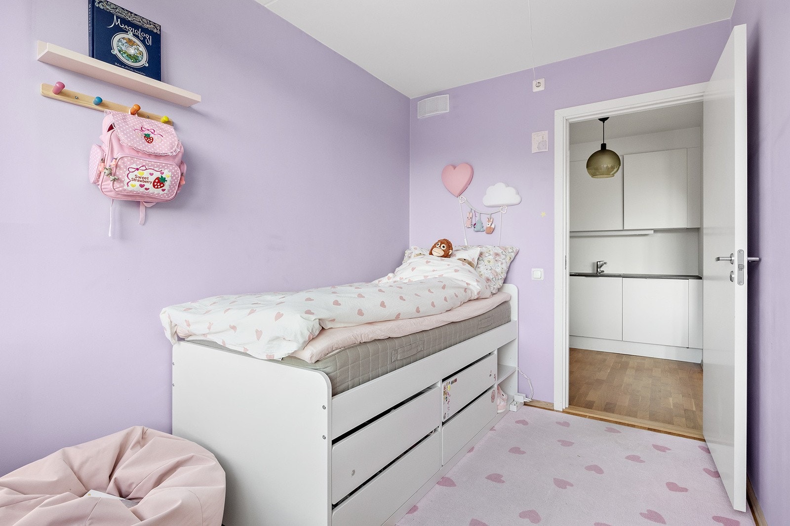 Soverom 2 - med plass til seng og garderobeløsning. Galleribilde