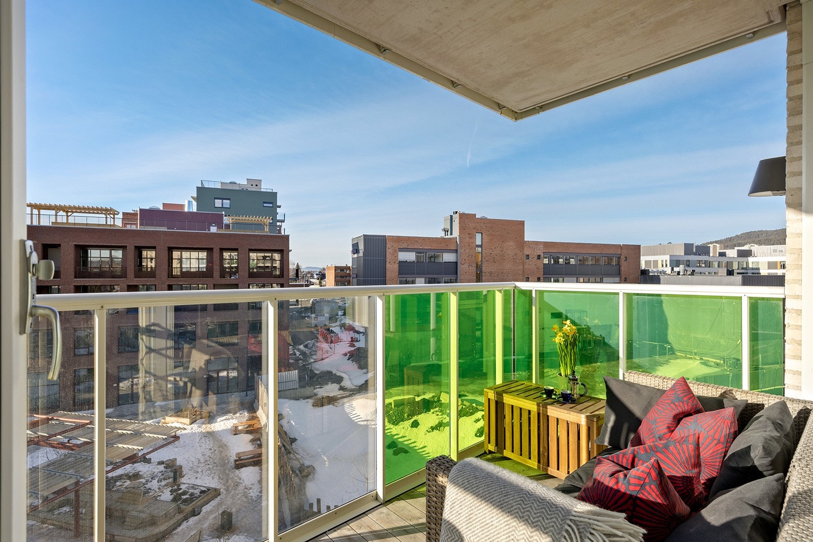 Sydvest-vendt balkong på 6m². Galleribilde