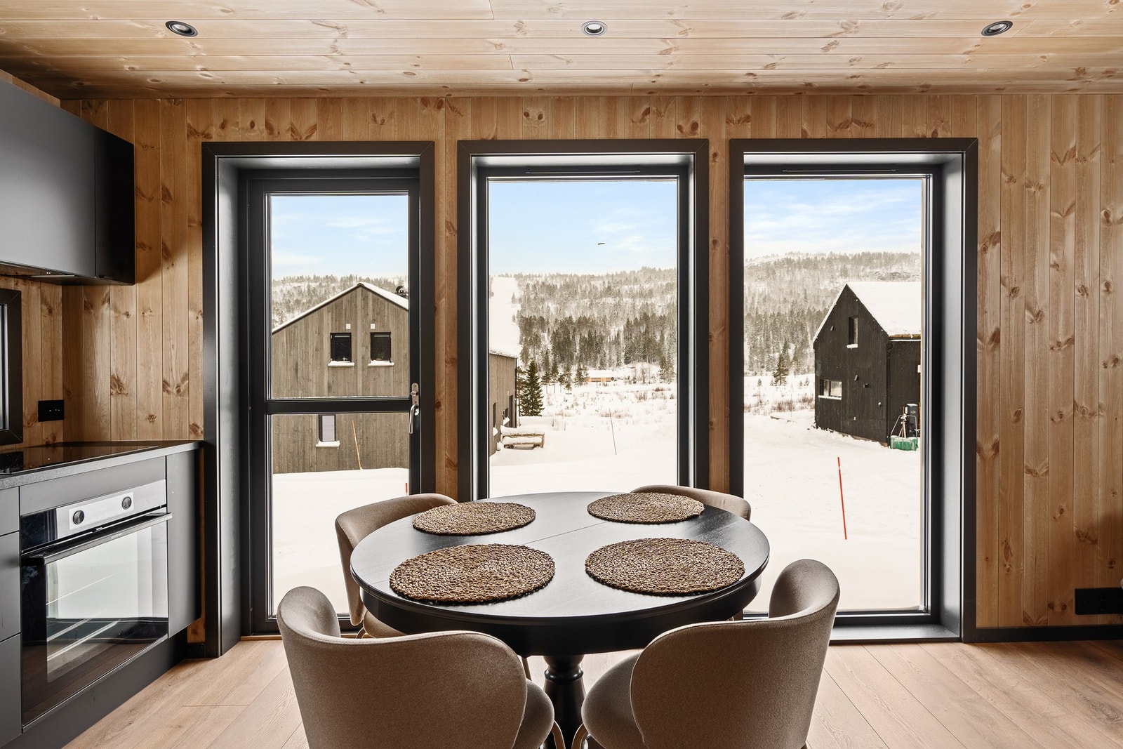 Ca 50 meter til oppkjørt skiløype Galleribilde