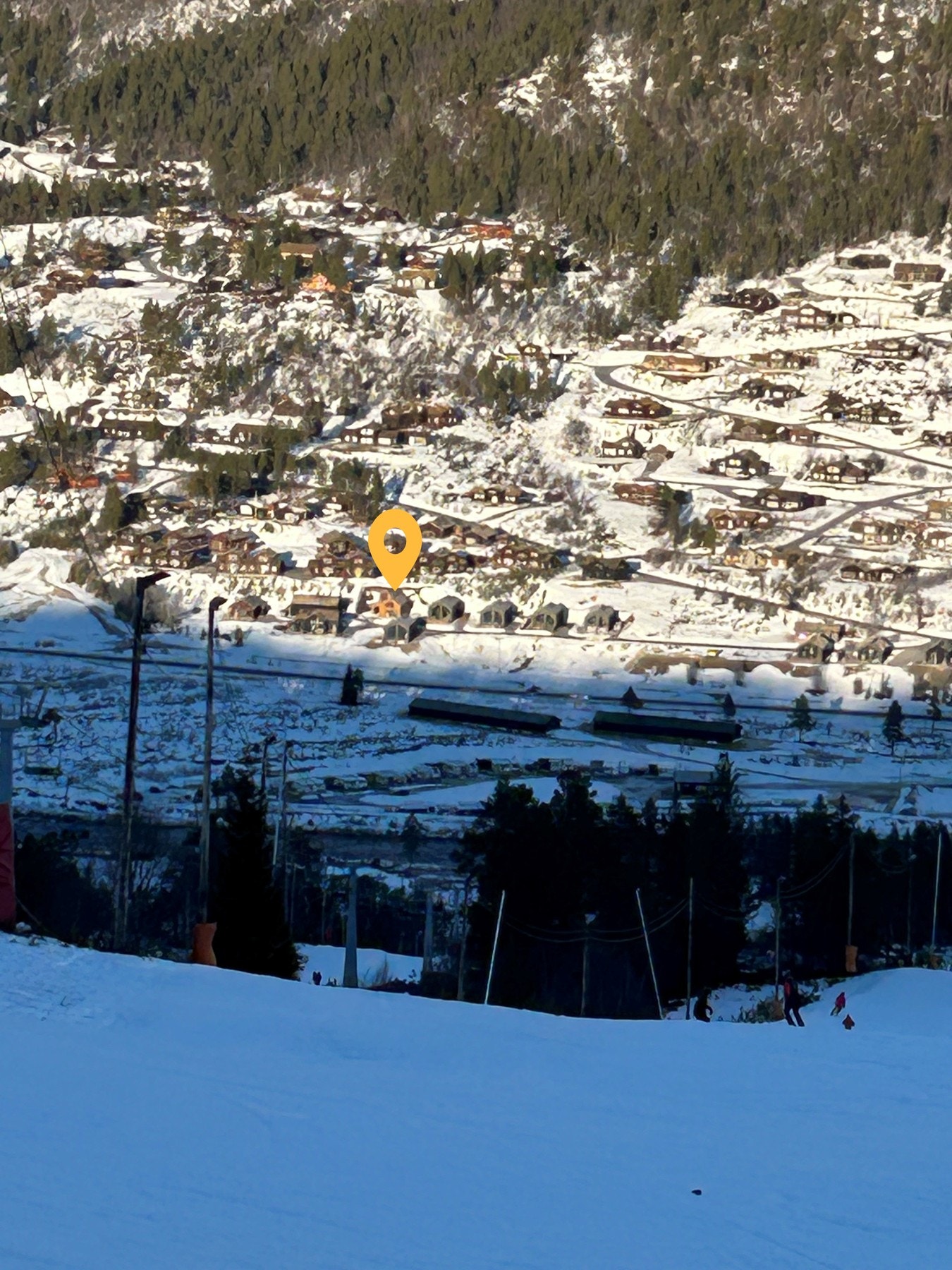 Utsikt til solsiden fra alpinbakken (privat bilde) Galleribilde