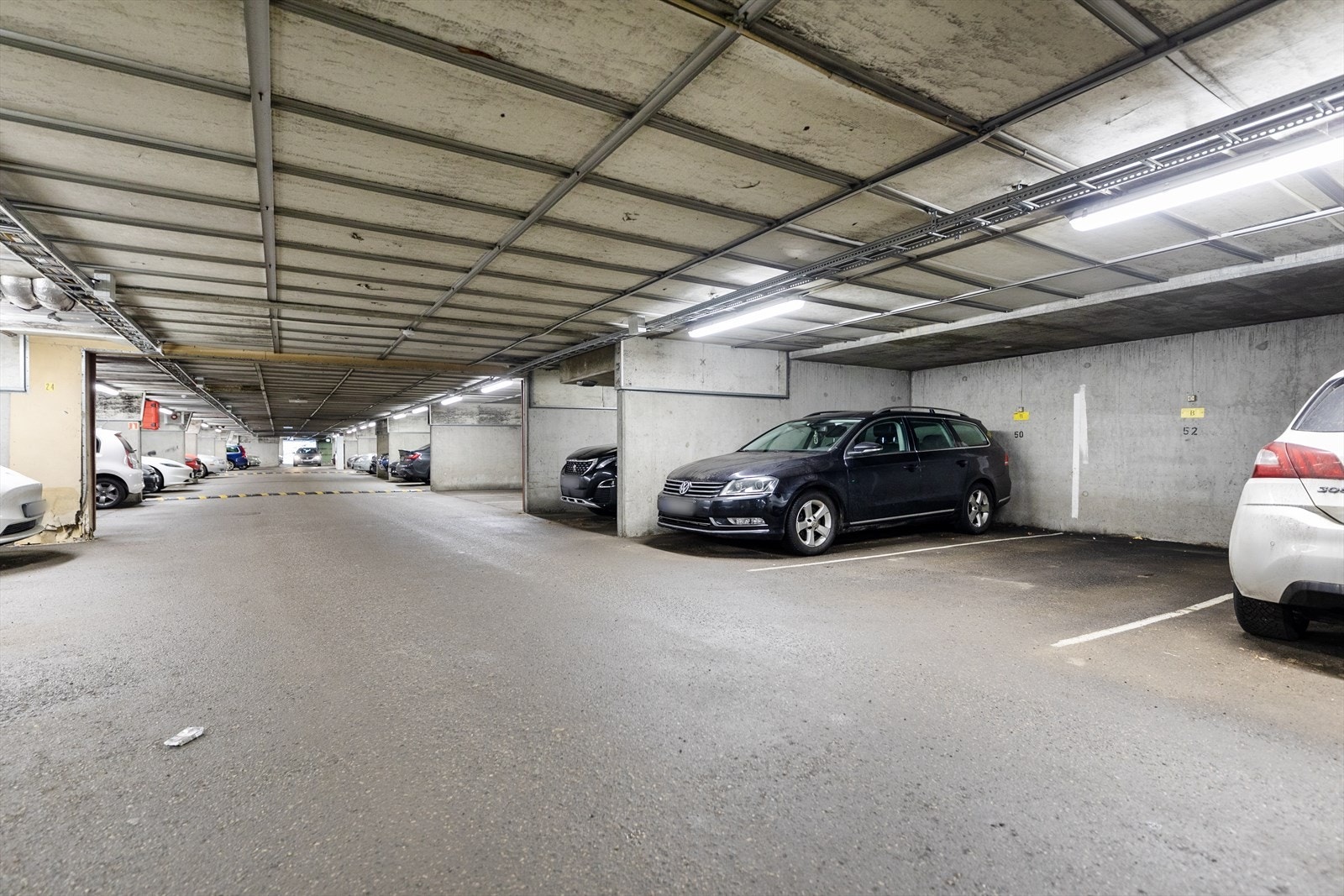 Garasjeplass medfølger Galleribilde
