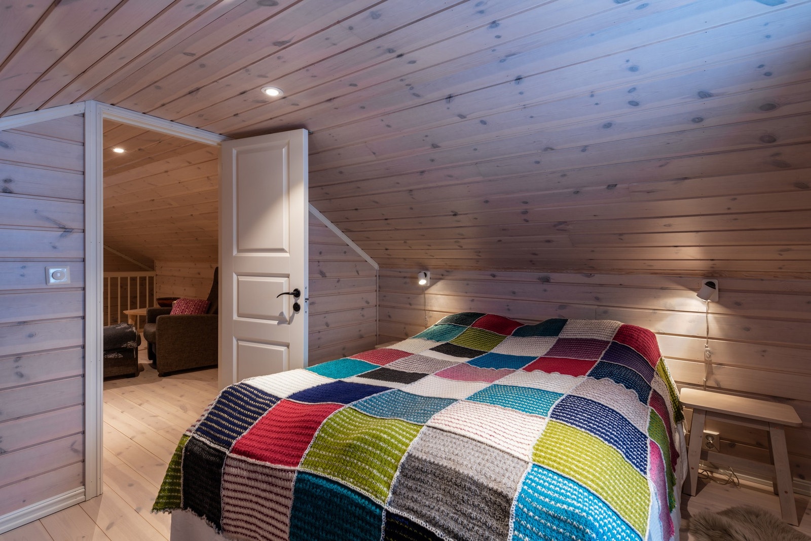 Hytteliv betyr også late morgener i en deilig seng Galleribilde