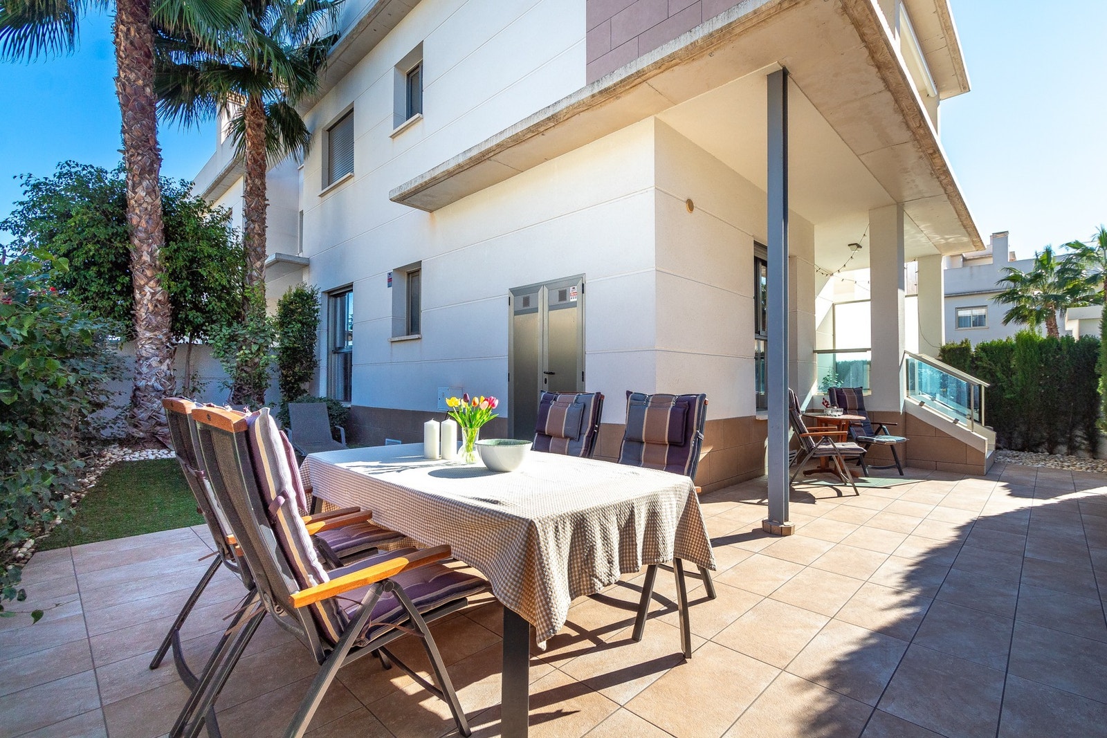 Spaniamegler1 har eget advokatkontor som sikrer kjøpsprosessen Galleribilde