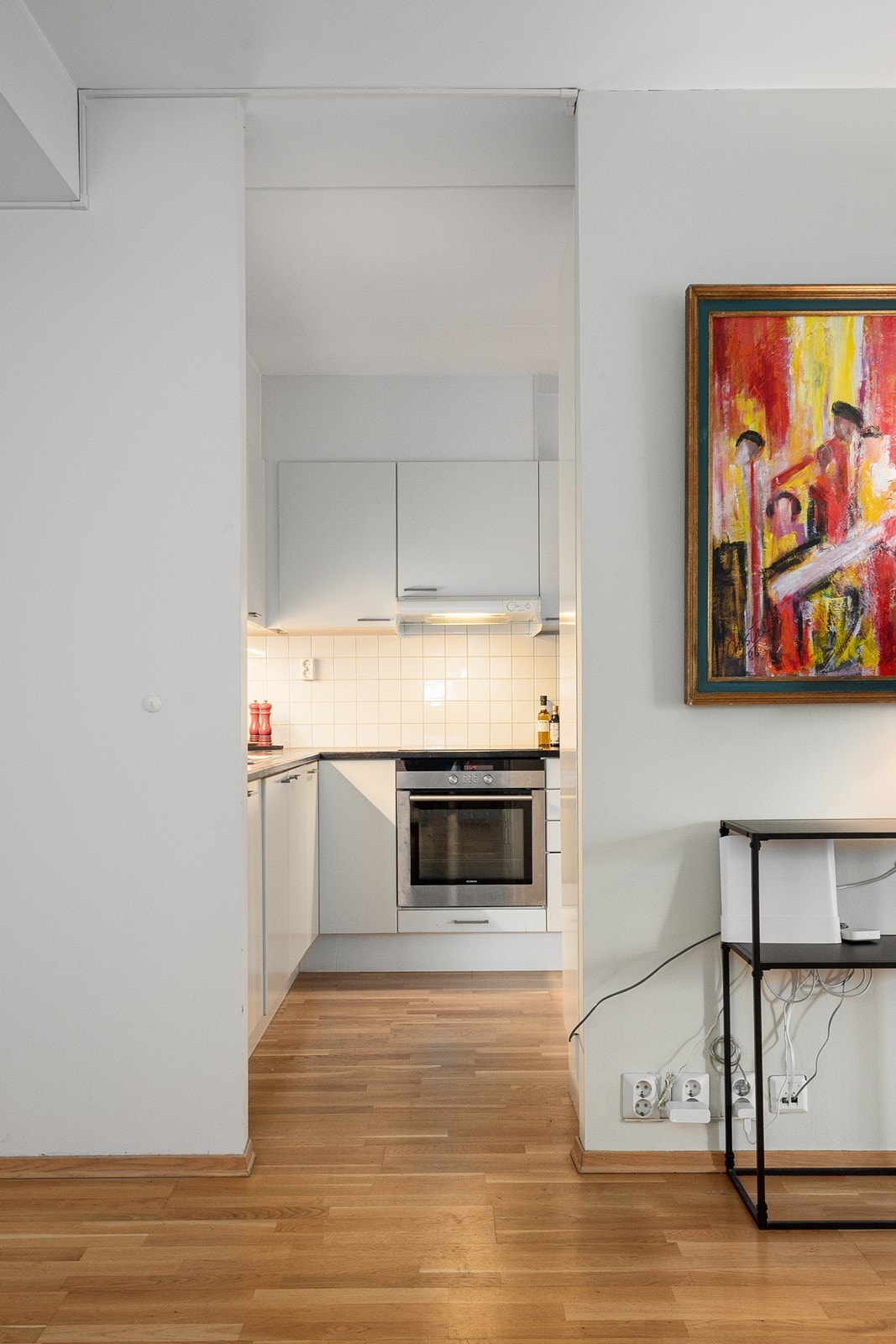 Det er delvis åpen stue-/kjøkkenløsning Galleribilde