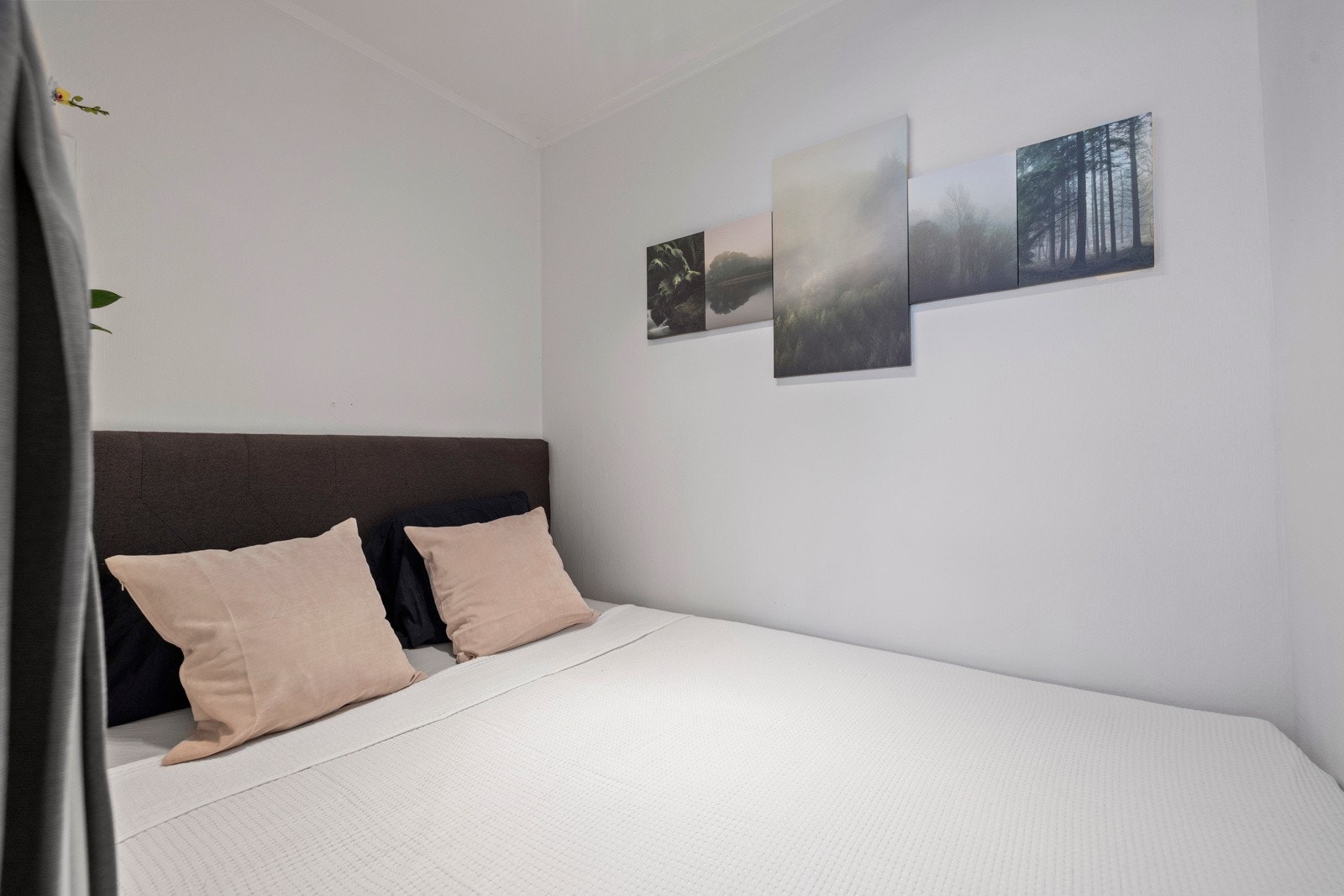 Sovealkove med rom for dobbeltseng Galleribilde