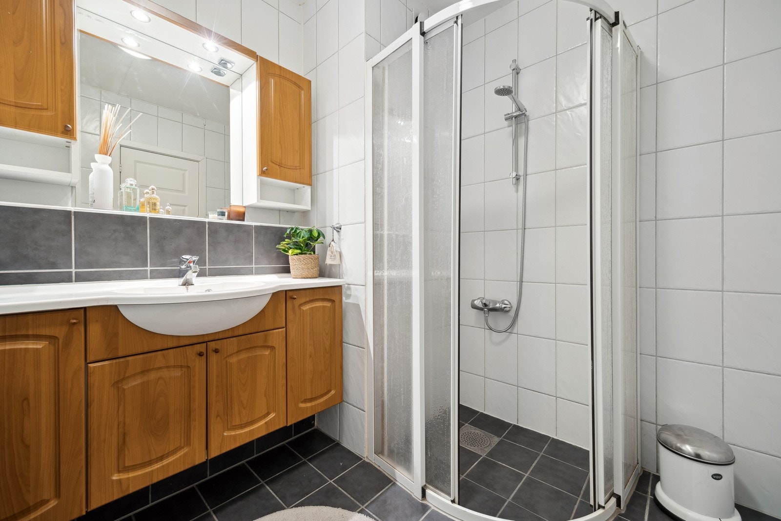 Leiligheten har et bad på 4 kvm. Galleribilde