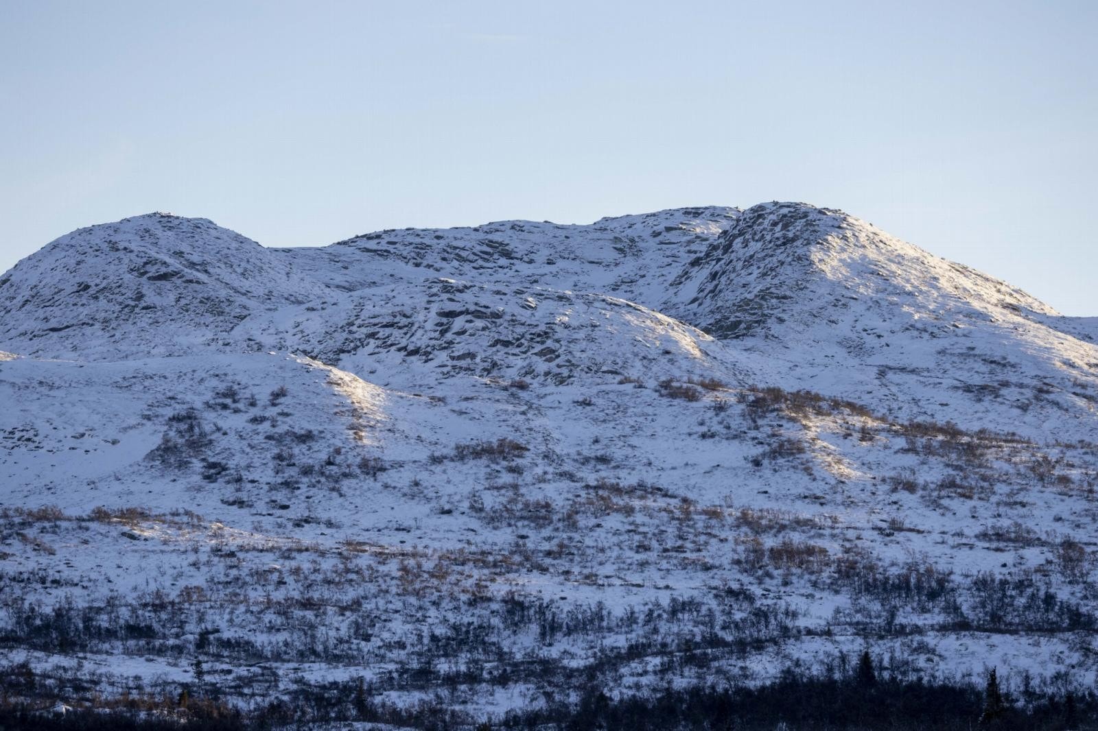 Fantastisk utsikt mot flotte fjell Galleribilde