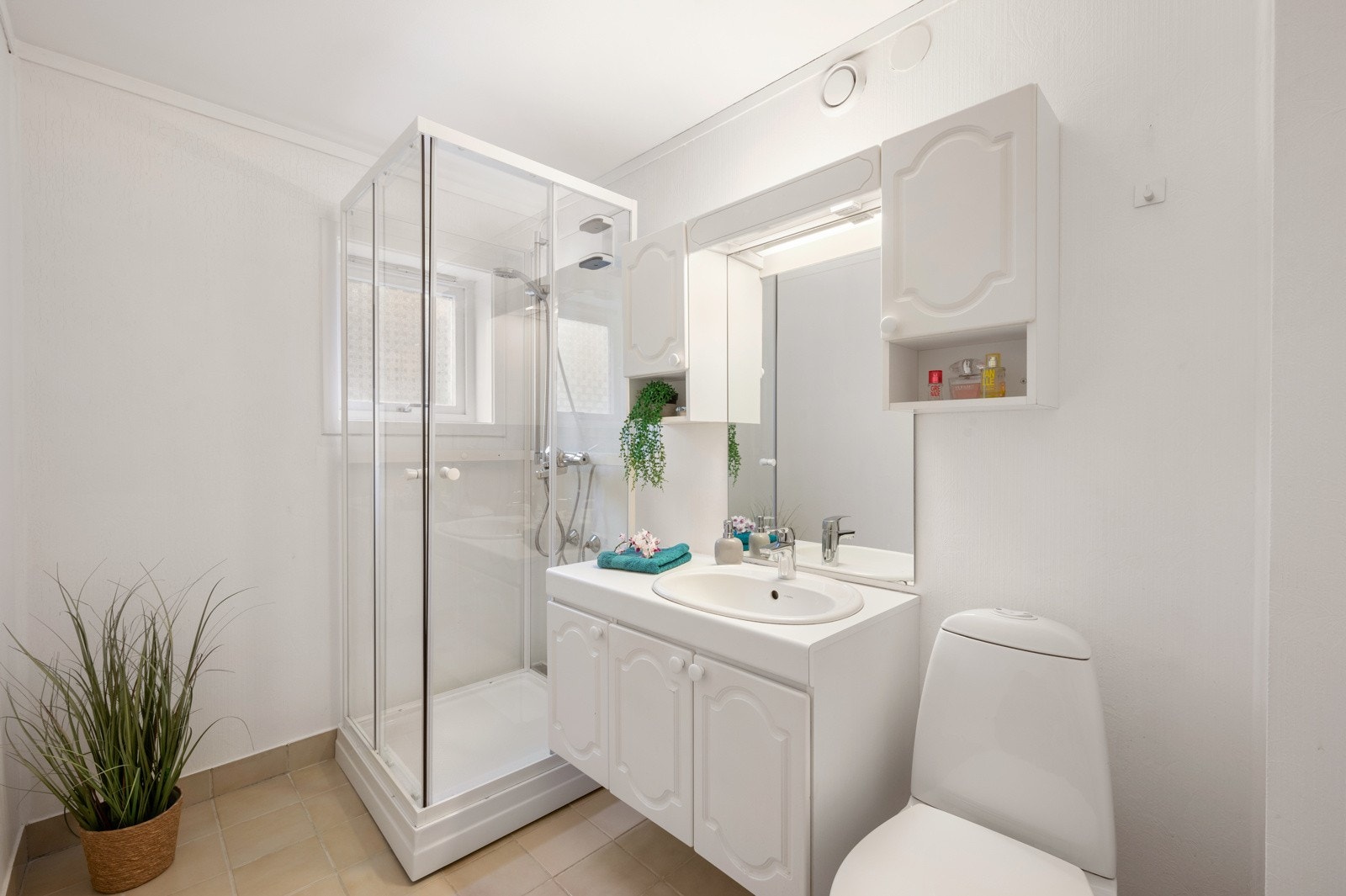 Fliser på gulv Galleribilde