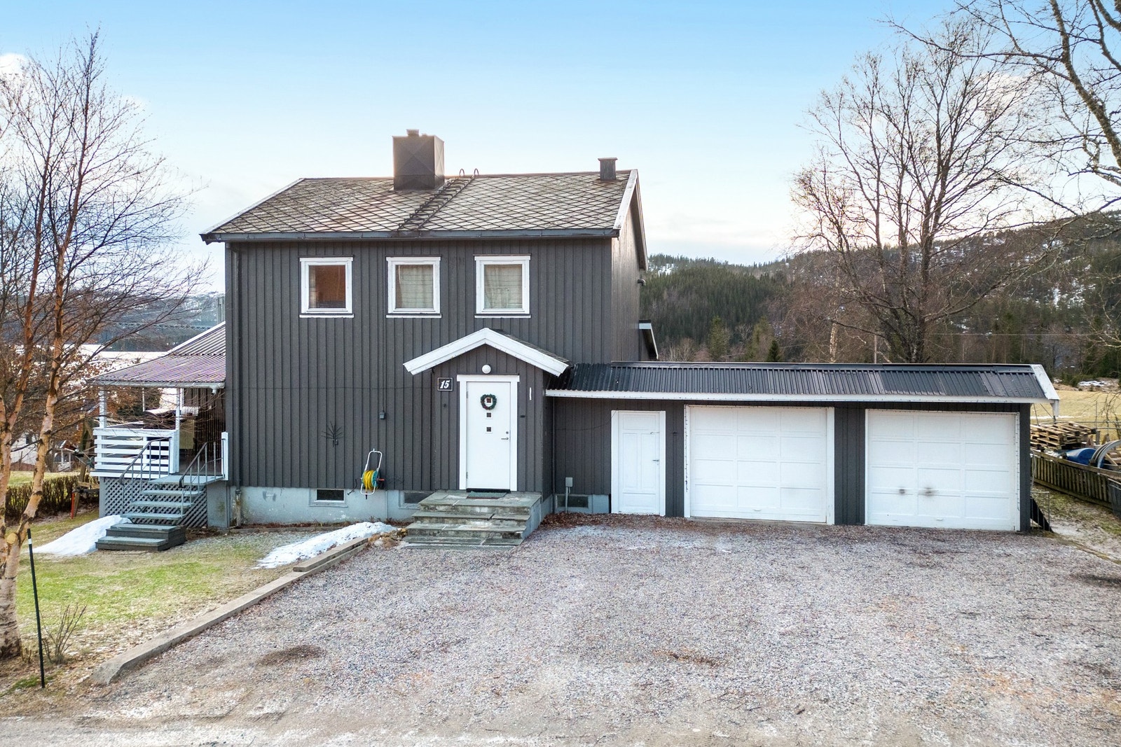 Enebolig i Sjøbakkevgen 15 presenteres for salg! Galleribilde