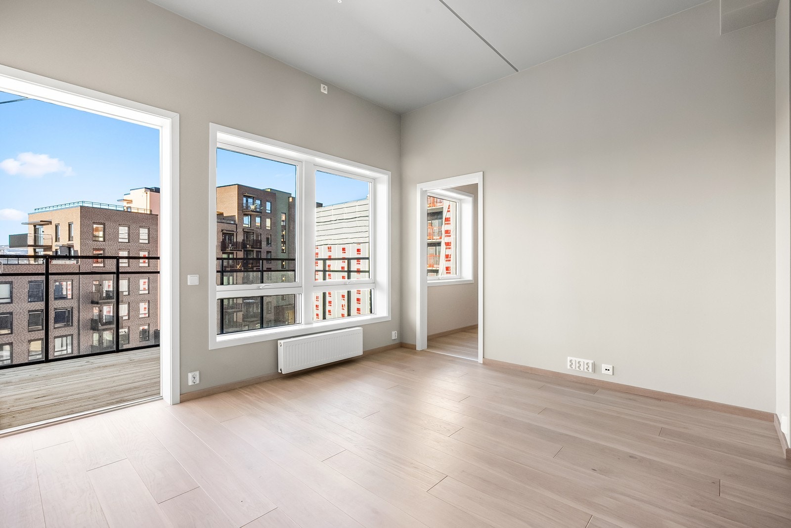 Da leiligheten er splitter ny leveres den med 5 års garanti fra utbygger. Galleribilde